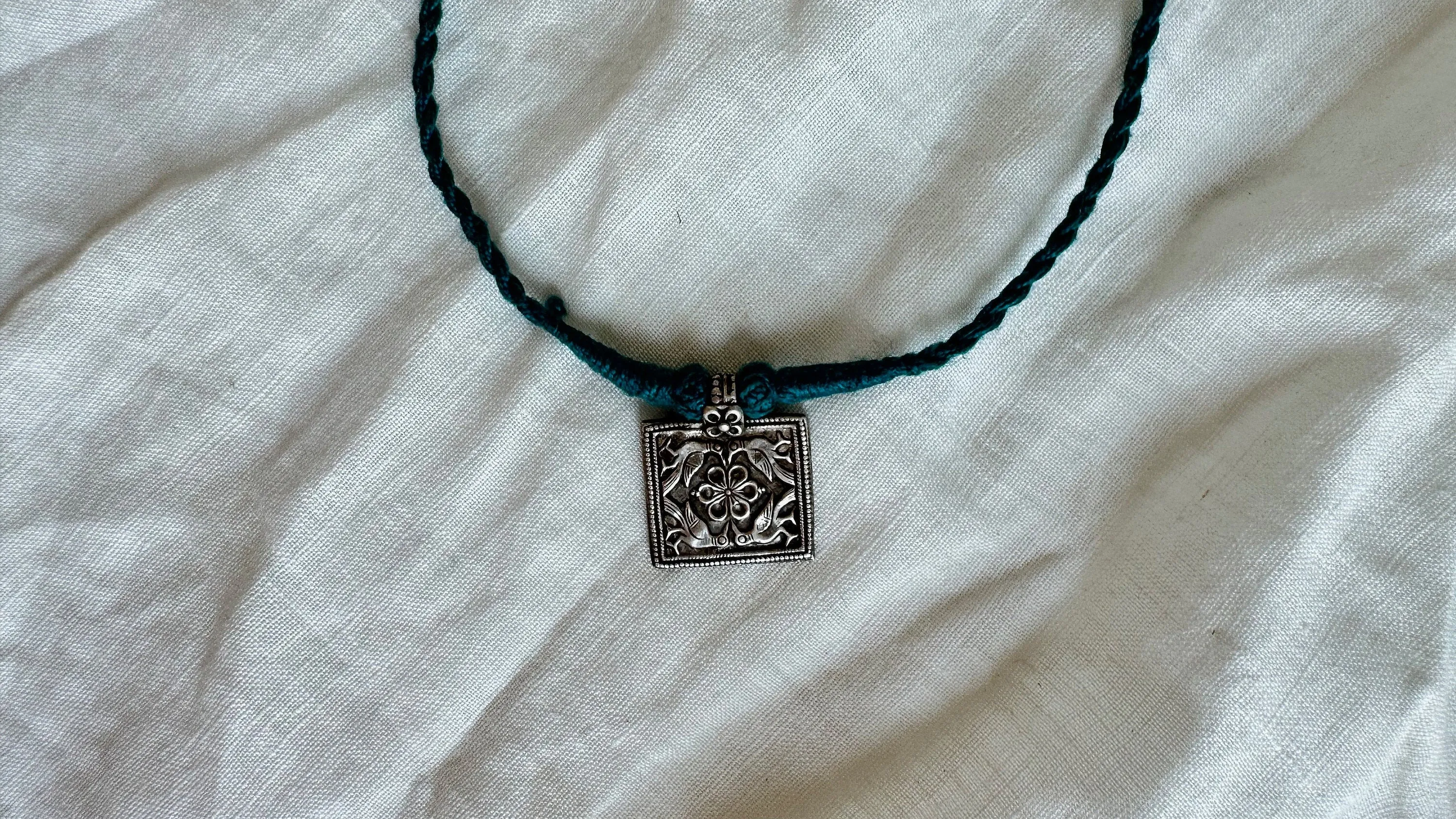 Birds Amulet Necklace. Antique. India. Sterling Silver. 1304.